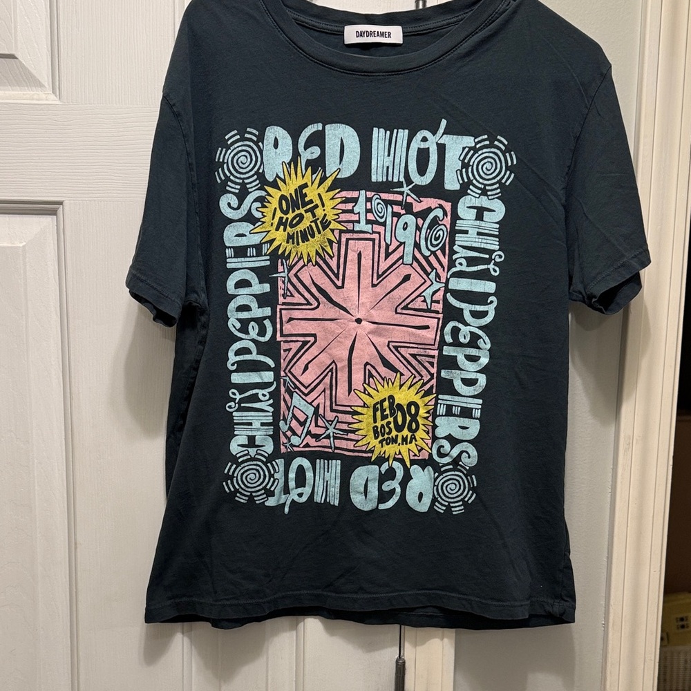 Daydreamer One Hot Minute! Red Hit Chili Peppers Tee